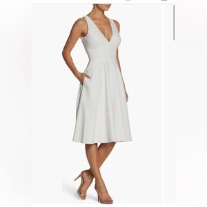 Dress the Population Catalina Fit & Flare Cocktail Dress – Off White – Medium